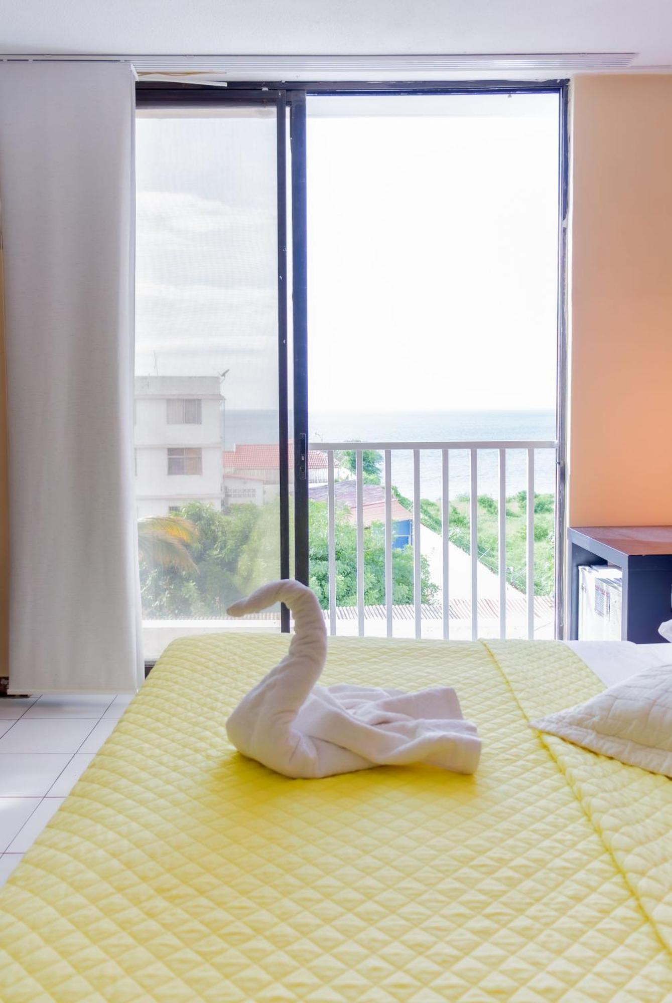 Hostal Antares Manta Eksteriør bilde