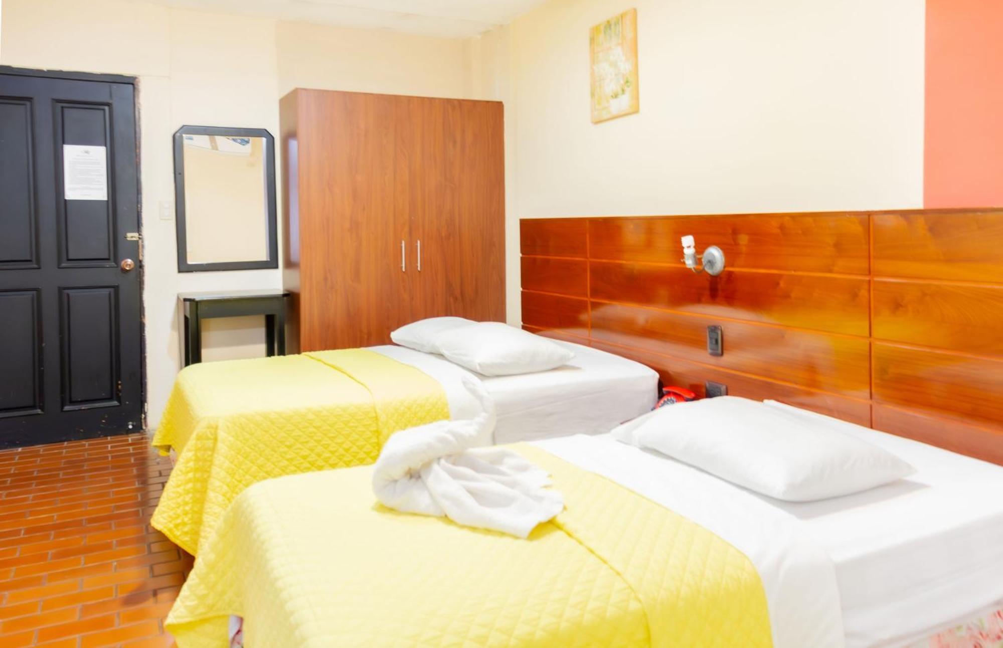 Hostal Antares Manta Eksteriør bilde
