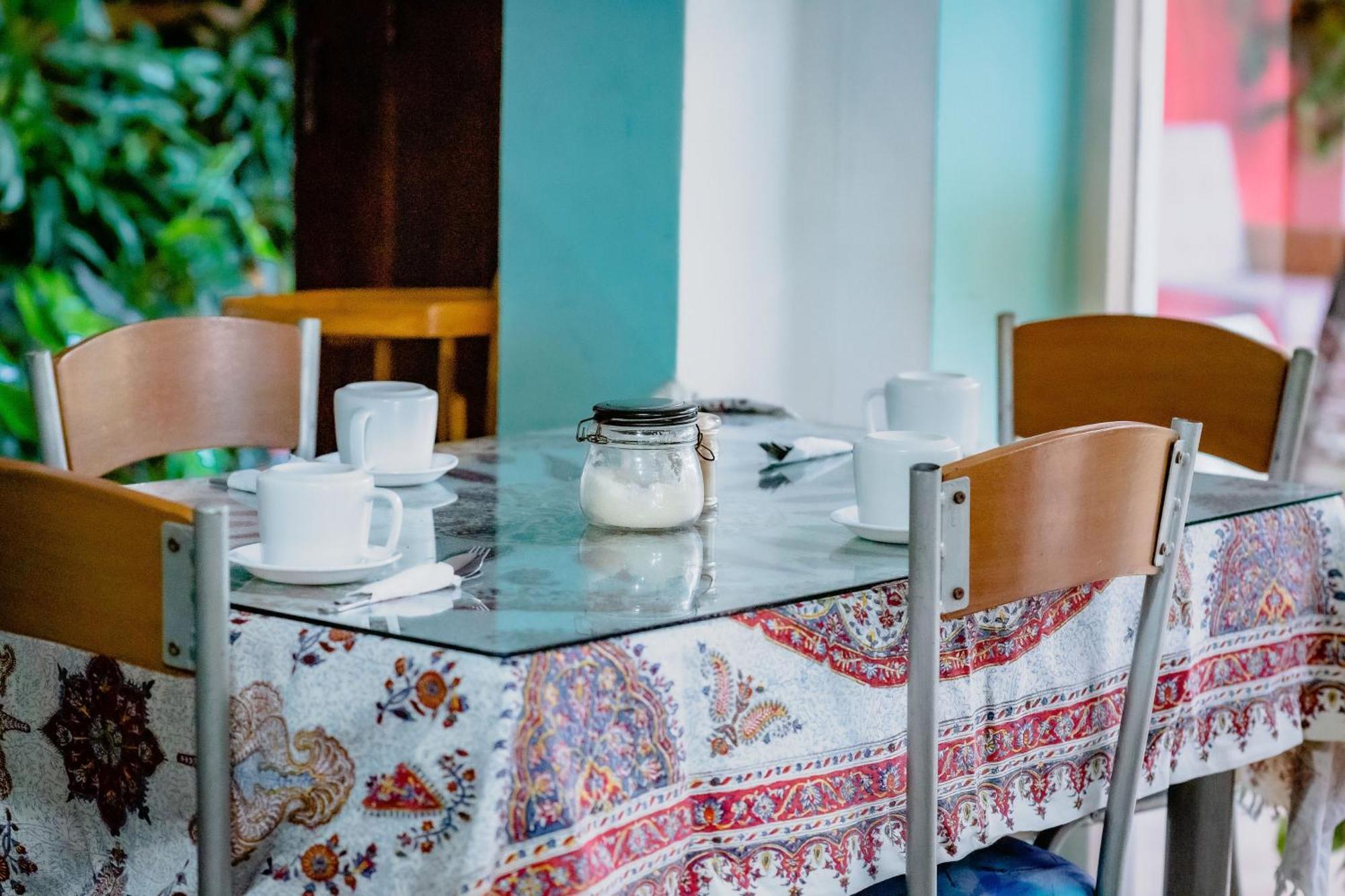 Hostal Antares Manta Eksteriør bilde